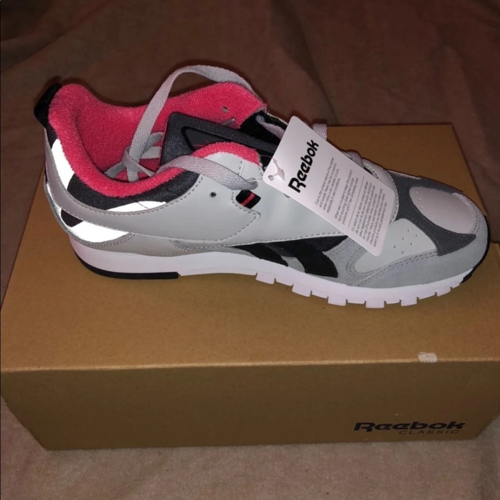 NMD R1 RARE COLORWAY SIZE - Picture 3 of 3